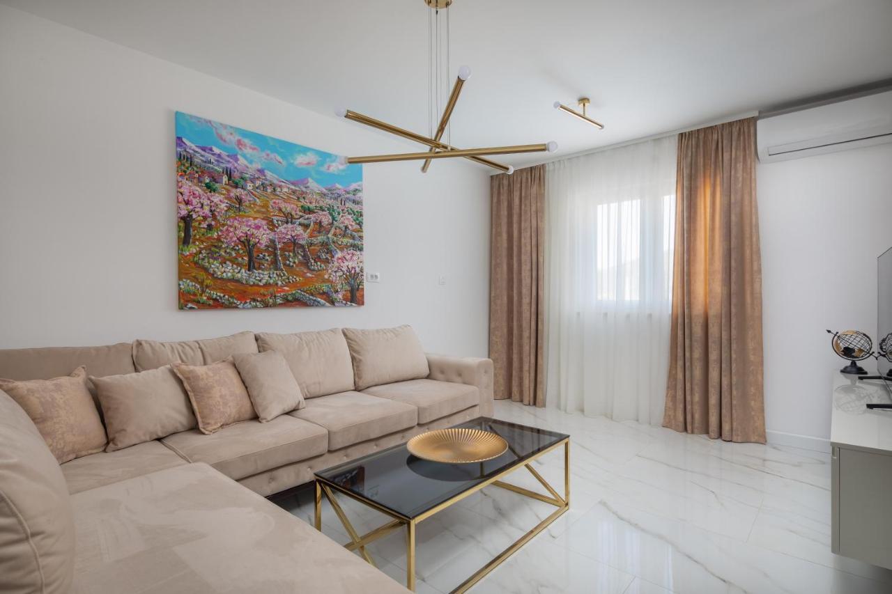 Apartments Villa Maracella Marina Extérieur photo