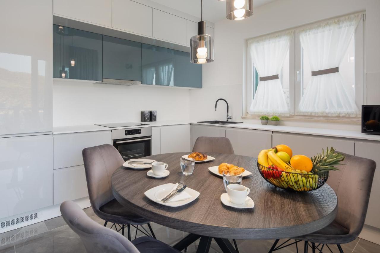 Apartments Villa Maracella Marina Extérieur photo